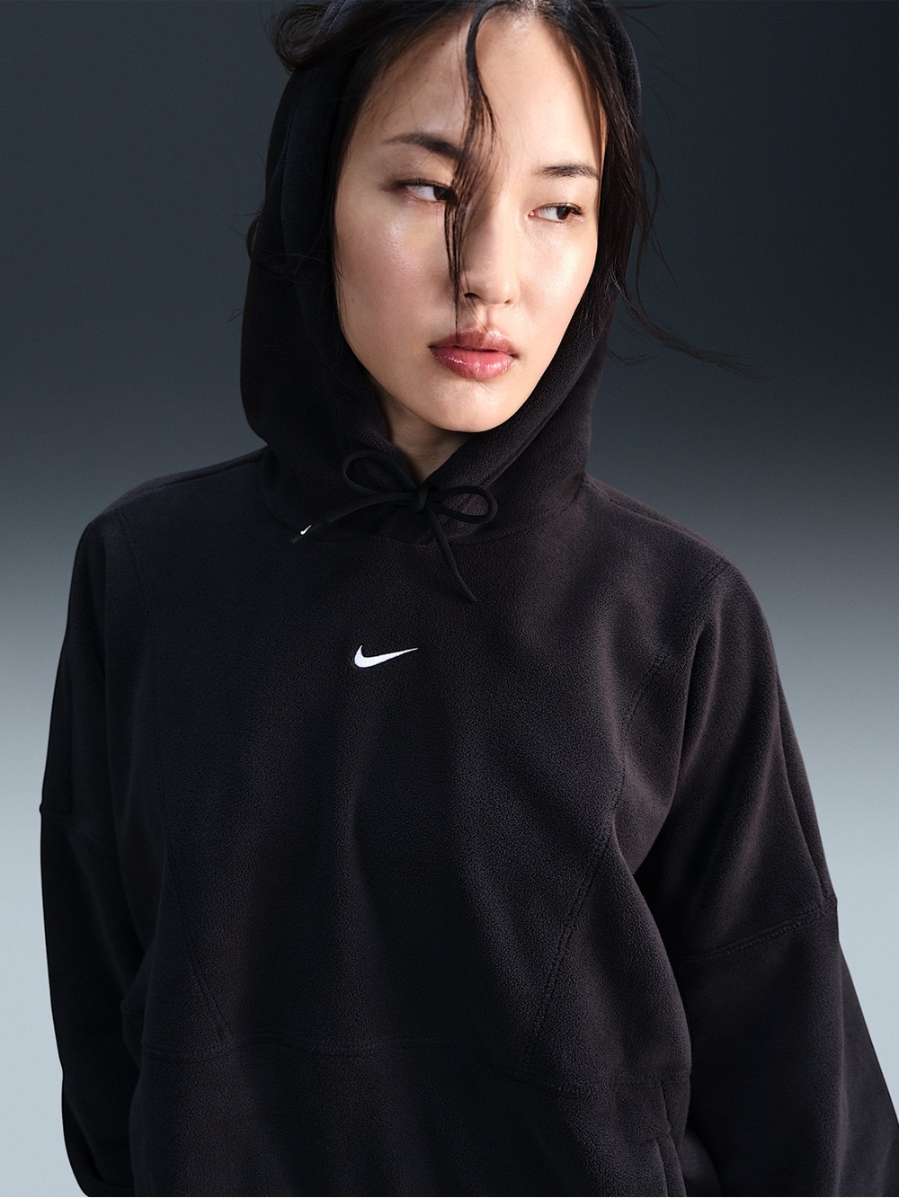 Nike One Women's Oversized Therma-FIT Pullover Fleece Hoodie Black FV8076-010